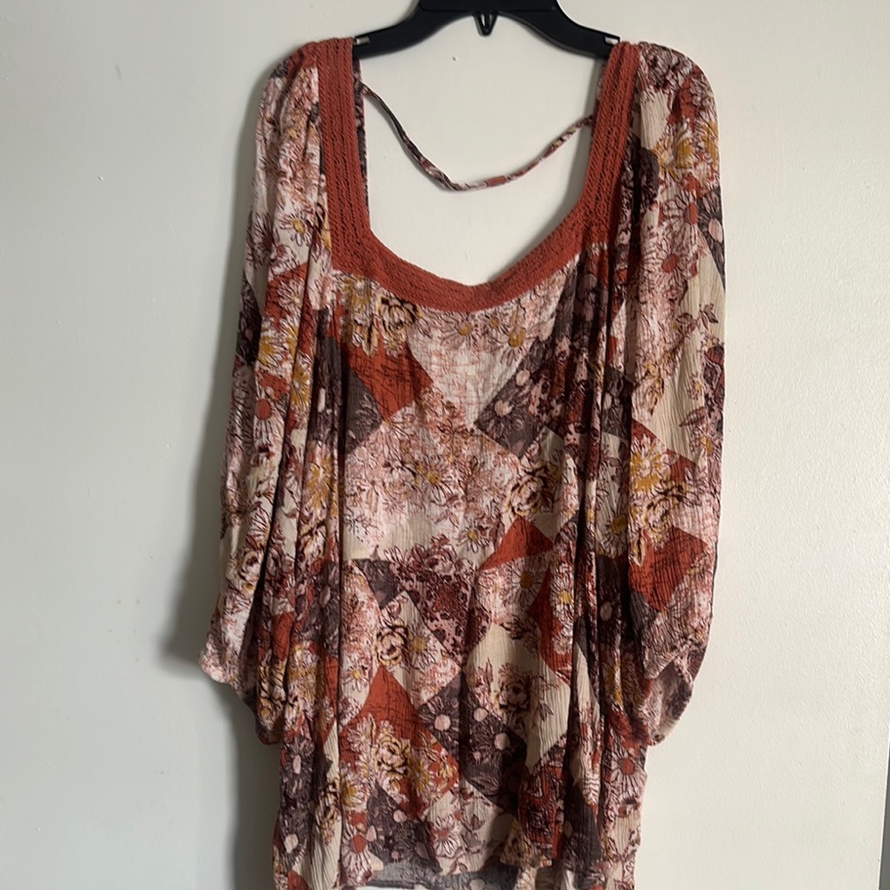 Floral Boho Blouse with Earthy Tones - Picture 2 of 3